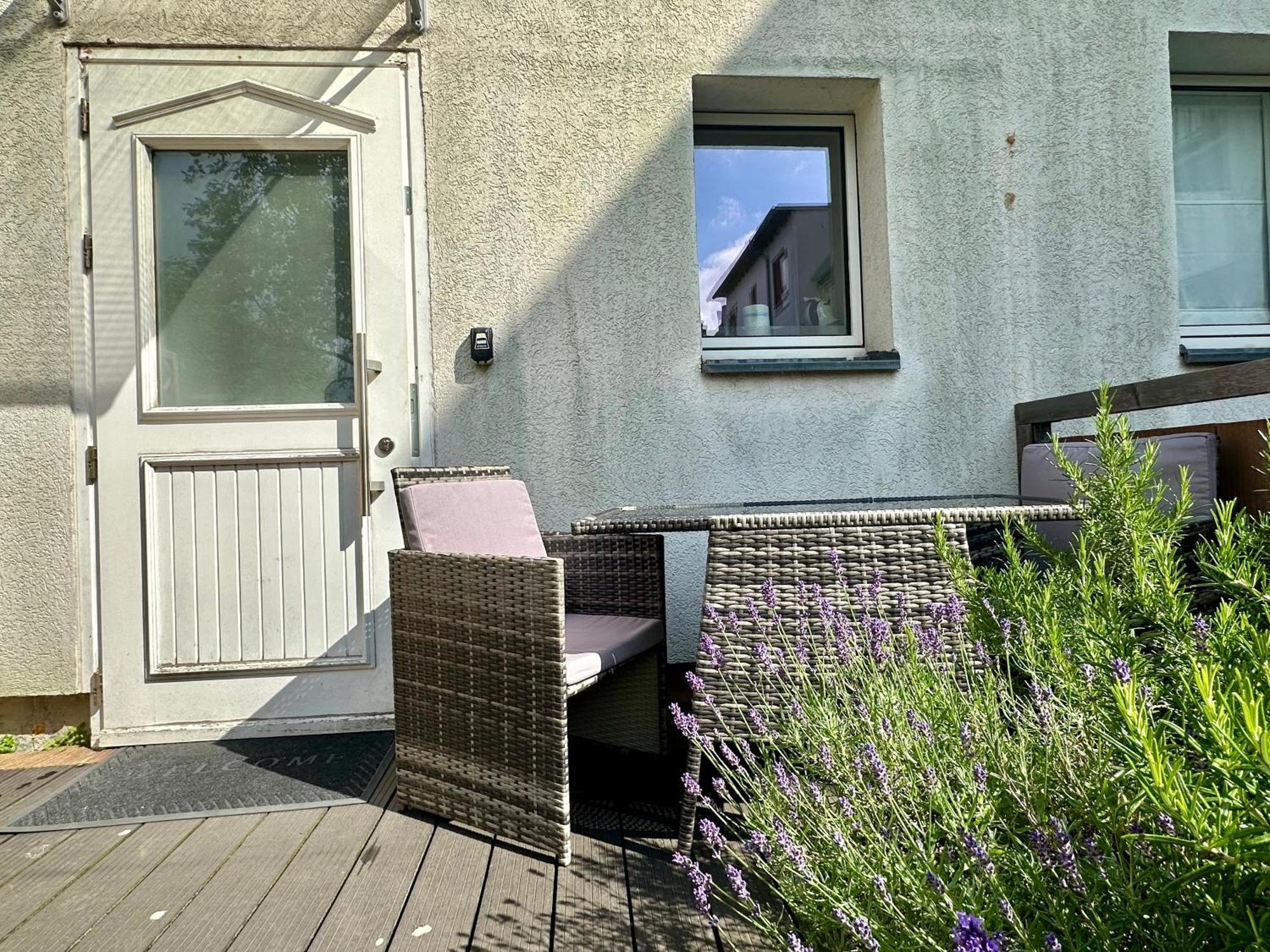 Modernes Apartement Am Rhein In Ruhiger Lage Κολωνία Εξωτερικό φωτογραφία